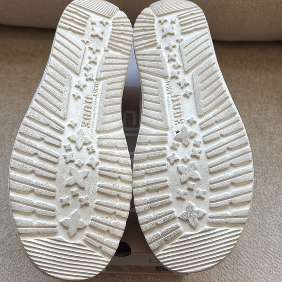 EUC Hey Dude Wendy Dusty Inca Slip-On Shoes, Size 10, worn twice - Picture 8 of 11